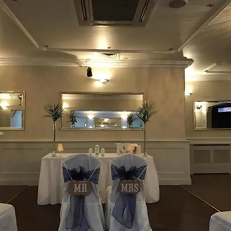 Maples House 3*