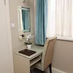 Maples House 3*