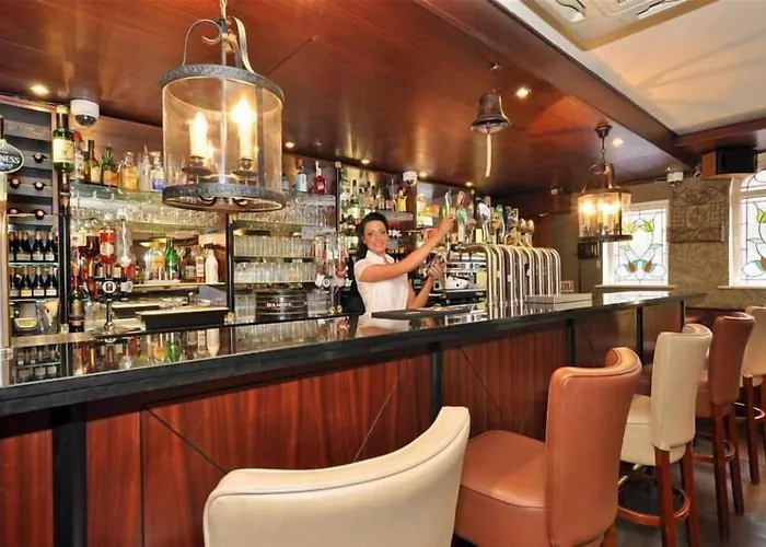 מלון Maples House